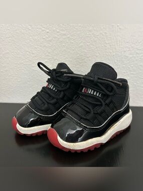 Nike Air Jordan 11 Bred TD 2019 Size 4C 378040061 Black Red Baby Sneakers Shoes